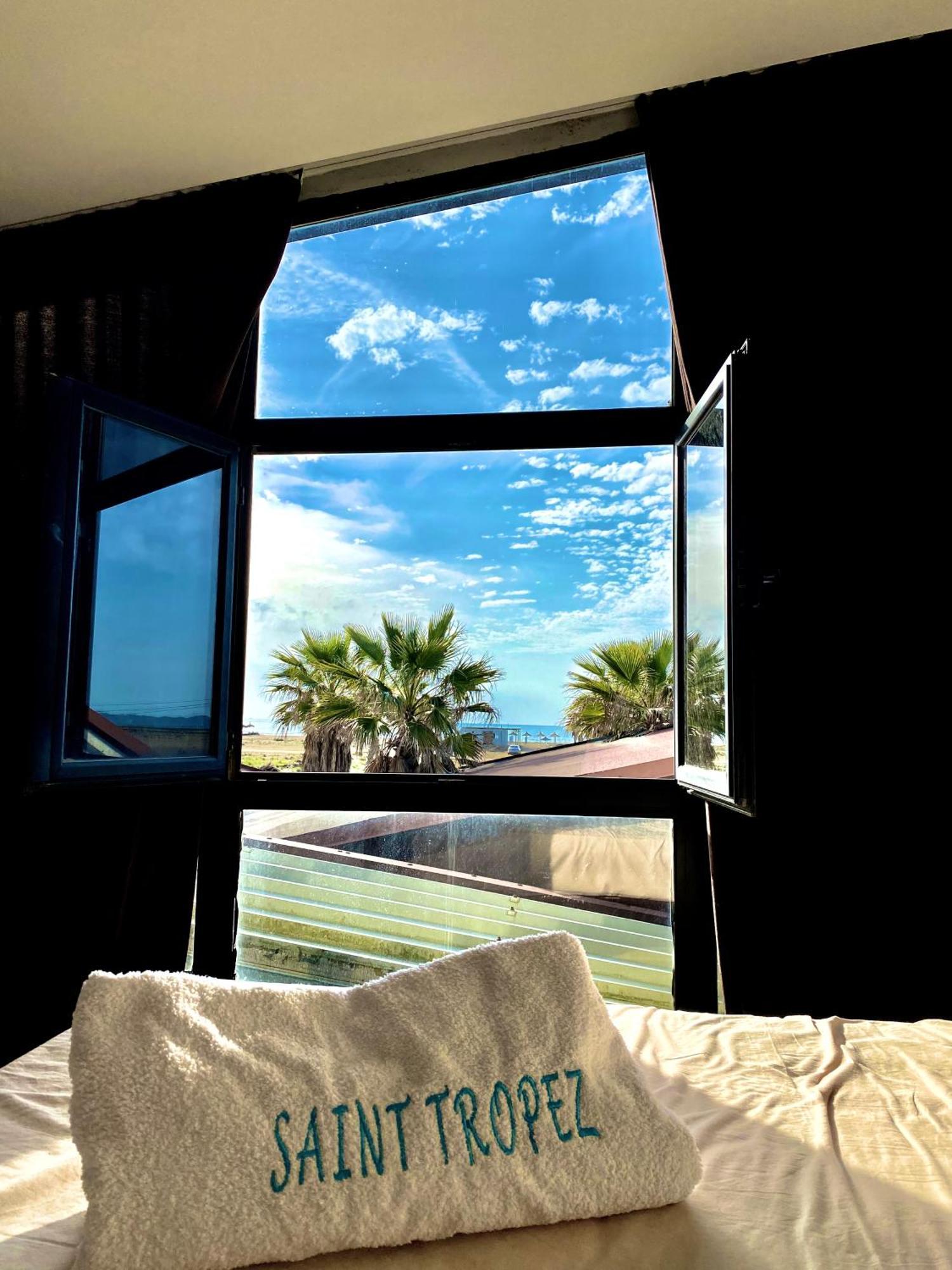 Saint Tropez Durres Hotell Bisht Kamez Eksteriør bilde